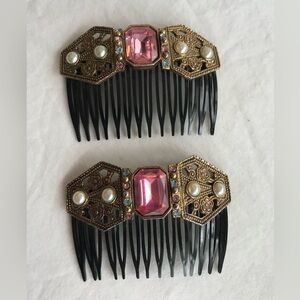 Pink bejeweled hair comb set